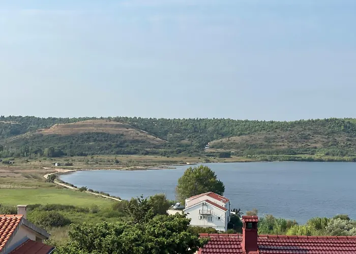 בית נופש Senna רטינה