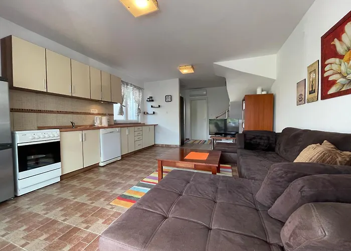 בית נופש Senna *