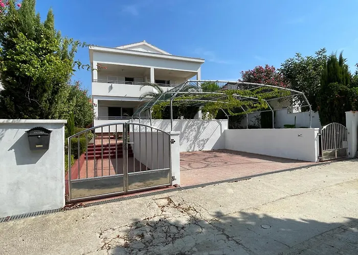 בית נופש Senna *